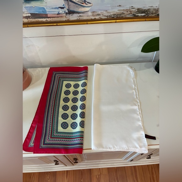 Vintage Italian 100% Silk Scarf Bundle Red Print & White 17x17” old money c12 - Picture 7 of 8